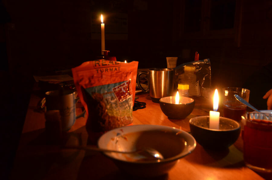 Romantisches Abendessen in Norwegen