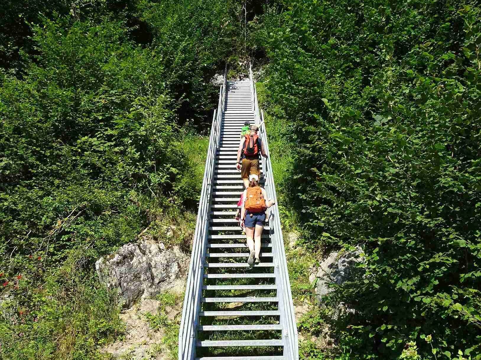 Die Treppe der Teufelsstiege mit 69 Stufen