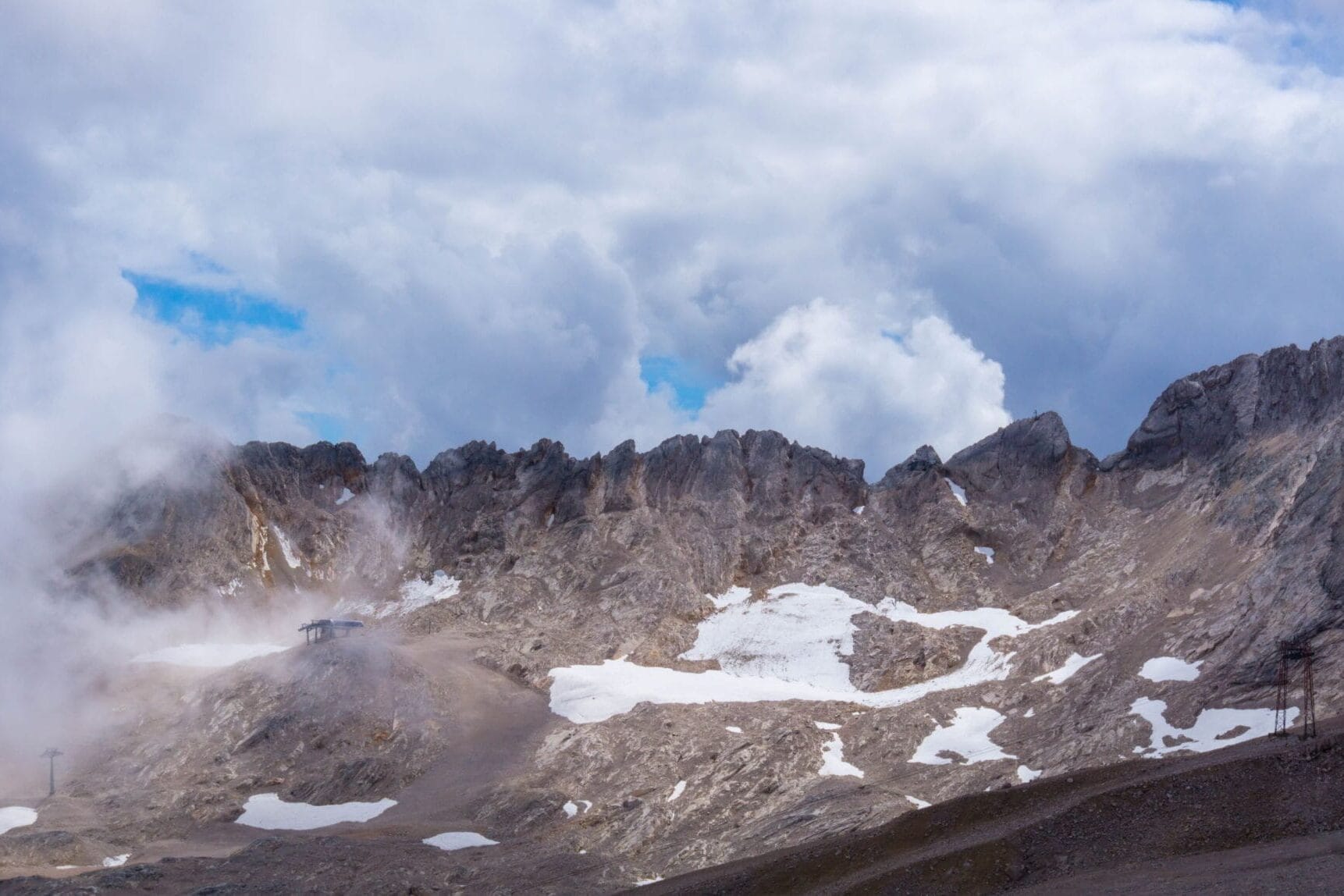 Der nördliche Schneeferner auf dem Zugspitzblatt.