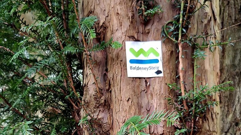 Wegschild E