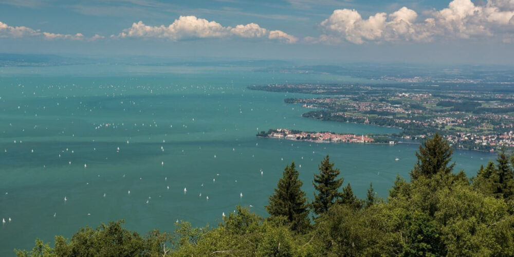 Ausblick vom Pfänder auf die Insel Lindau