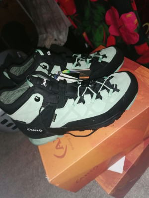 Bild 1 von Claudia zu AKU - Women's Rock DFS Mid GTX - Approachschuhe
