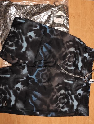 Bild 1 von Andrea zu Protest - Kid's Prtflames Beachshort - Boardshorts